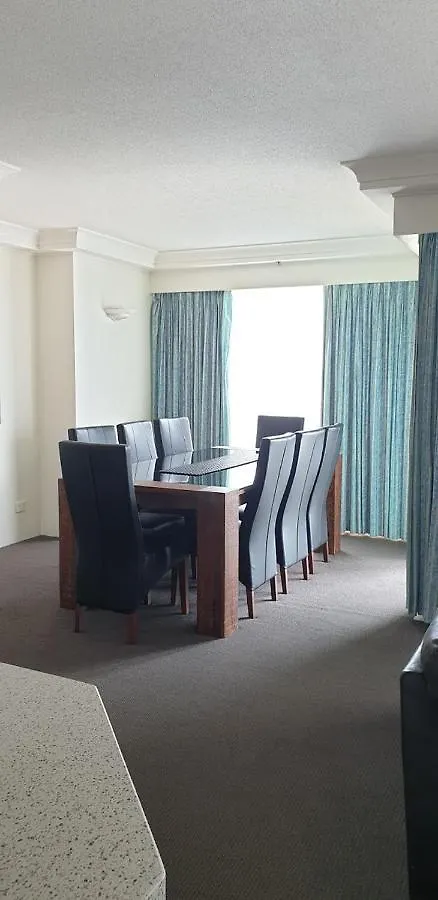 Crown Towers Resort Private Apartments Голд-Кост
