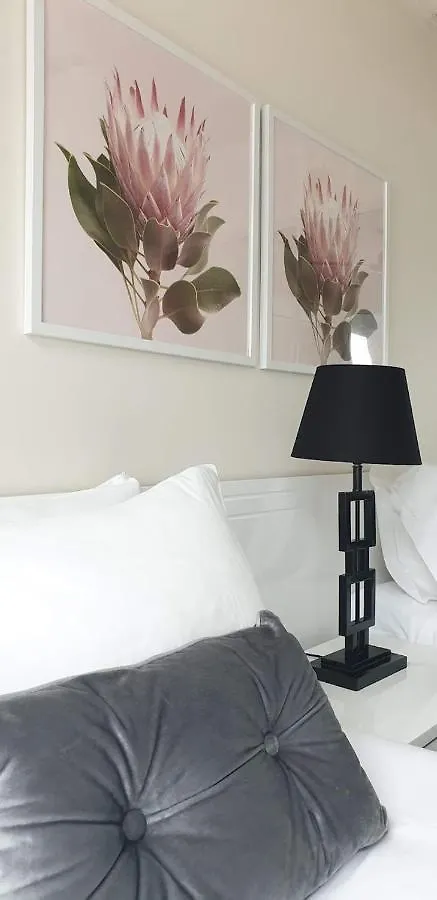 Crown Towers Resort Private Apartments Голд-Кост